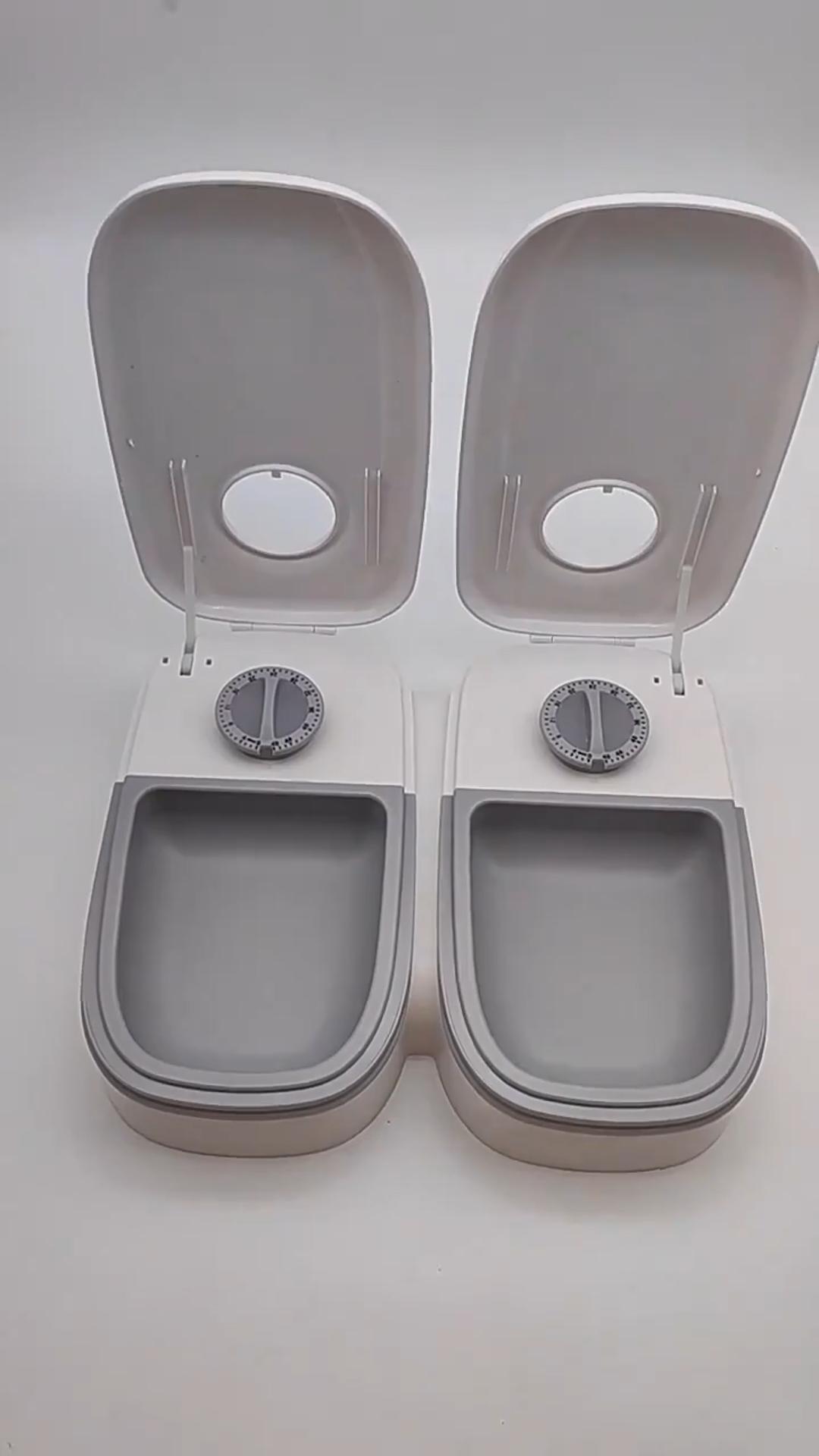 Gravity pet food and water feeder set, main product photo